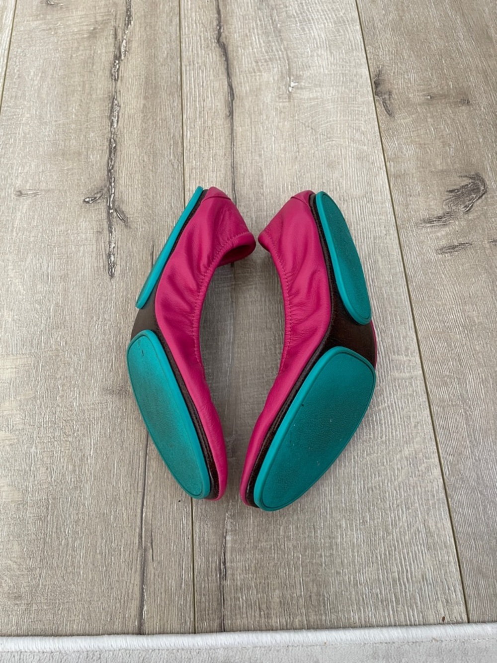 Tieks by Gavieli Women's Hot Pink Leather Ballet Flats with Turquoise Sole - Picture 9 of 13